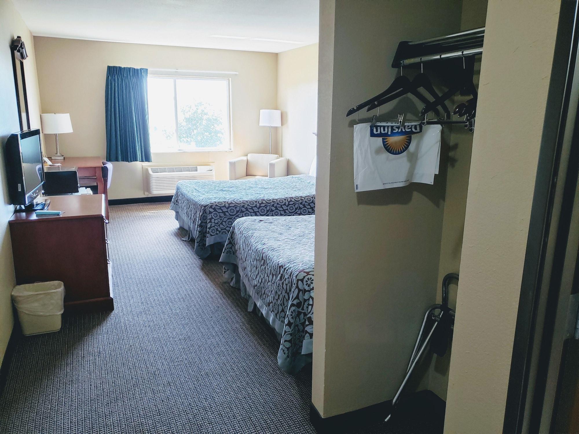Hotel Days & By Wyndham Of 2*