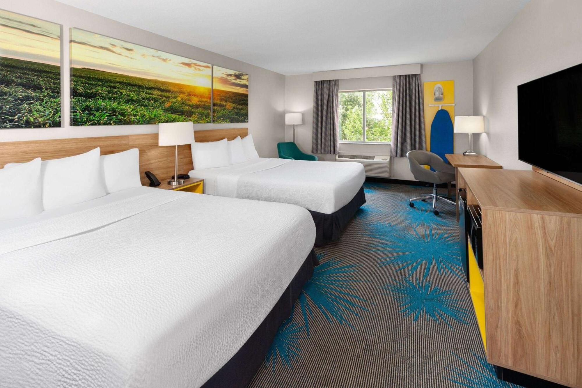 Hotel Days & By Wyndham Of Morris