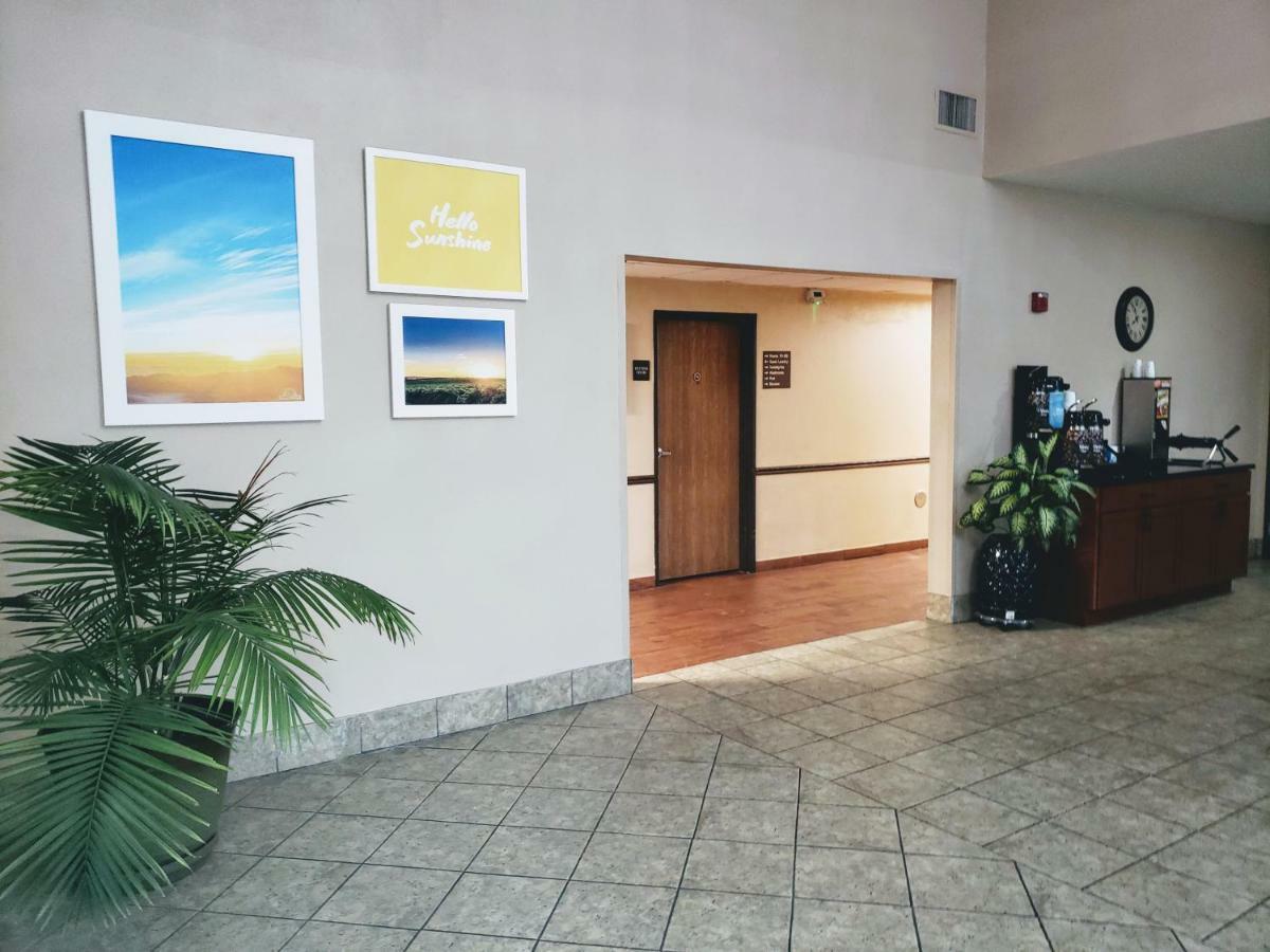 Hotel Days & By Wyndham Of Morris