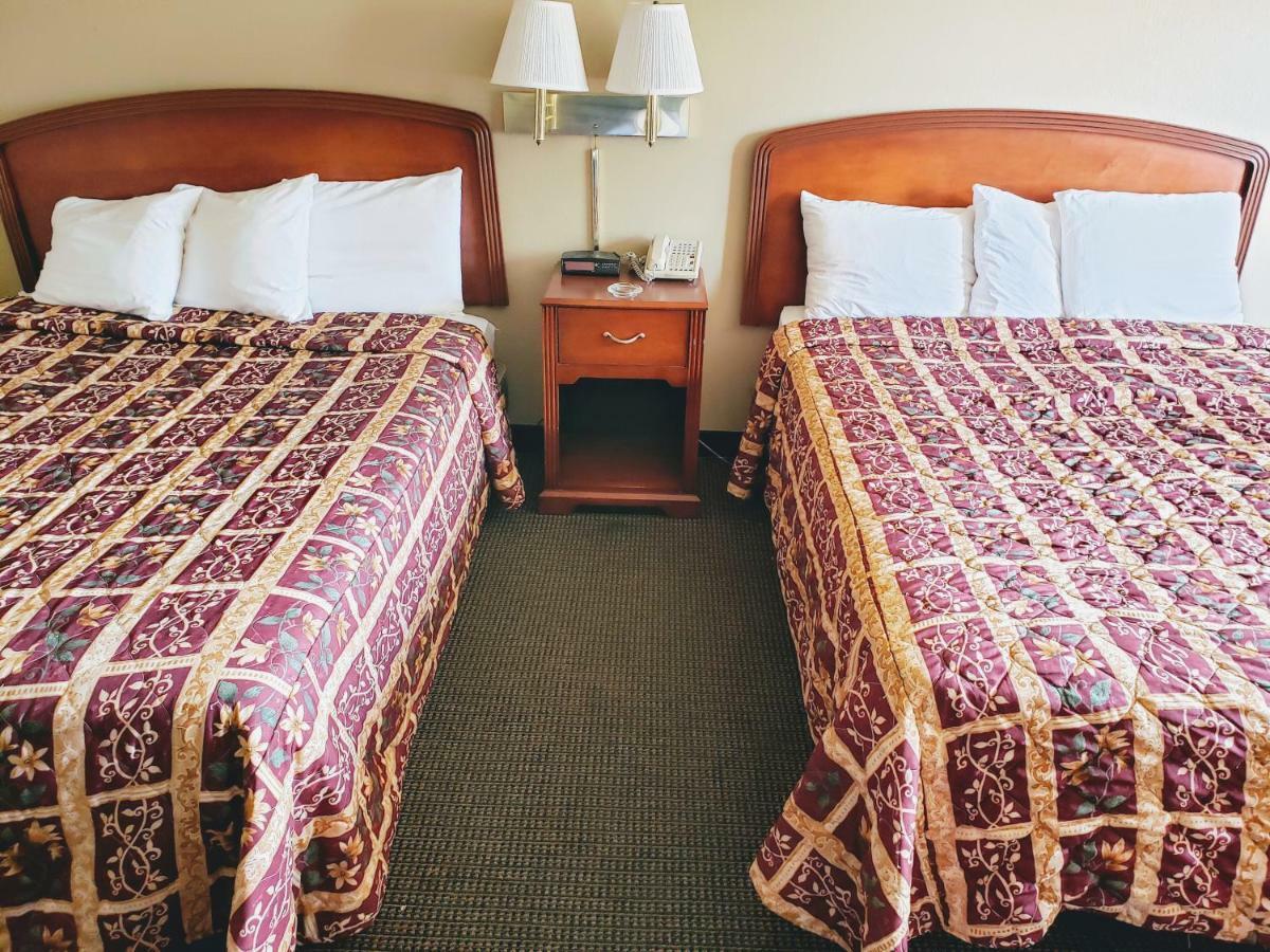 Days & By Wyndham Of Hotel Morris